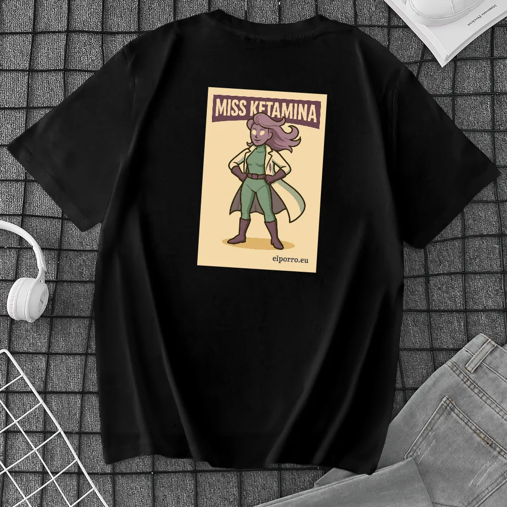 Camiseta Miss Ketamina — Edición rebelde y psicodélica